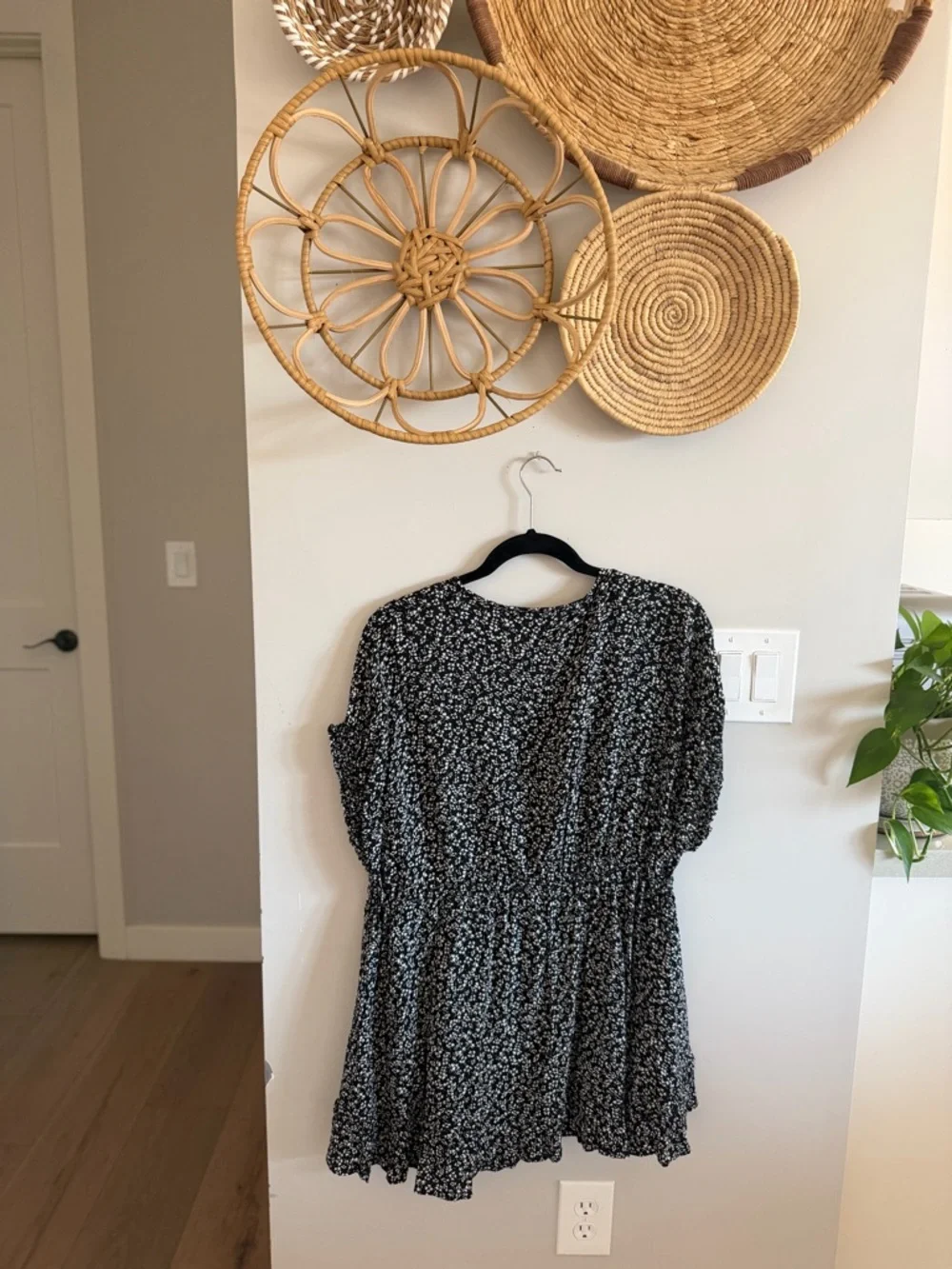Free People Black and White Floral Tunic/cover-up/mini dress - Picture 10 of 15